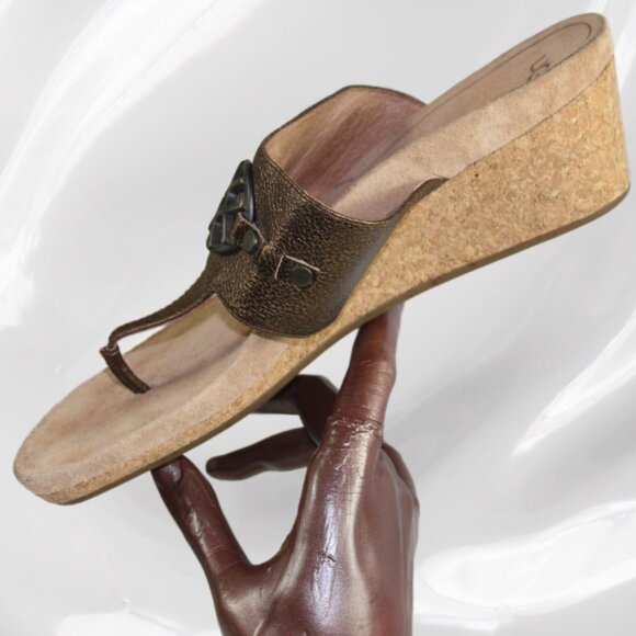 UGG Briella Pony Brown Bronze Wedge Thong Sandal, Size 10 - Picture 6 of 9